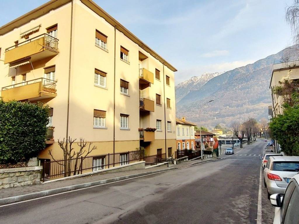 Appartamento a Breno in Via Carlo Tassara, 23 - Foto 2