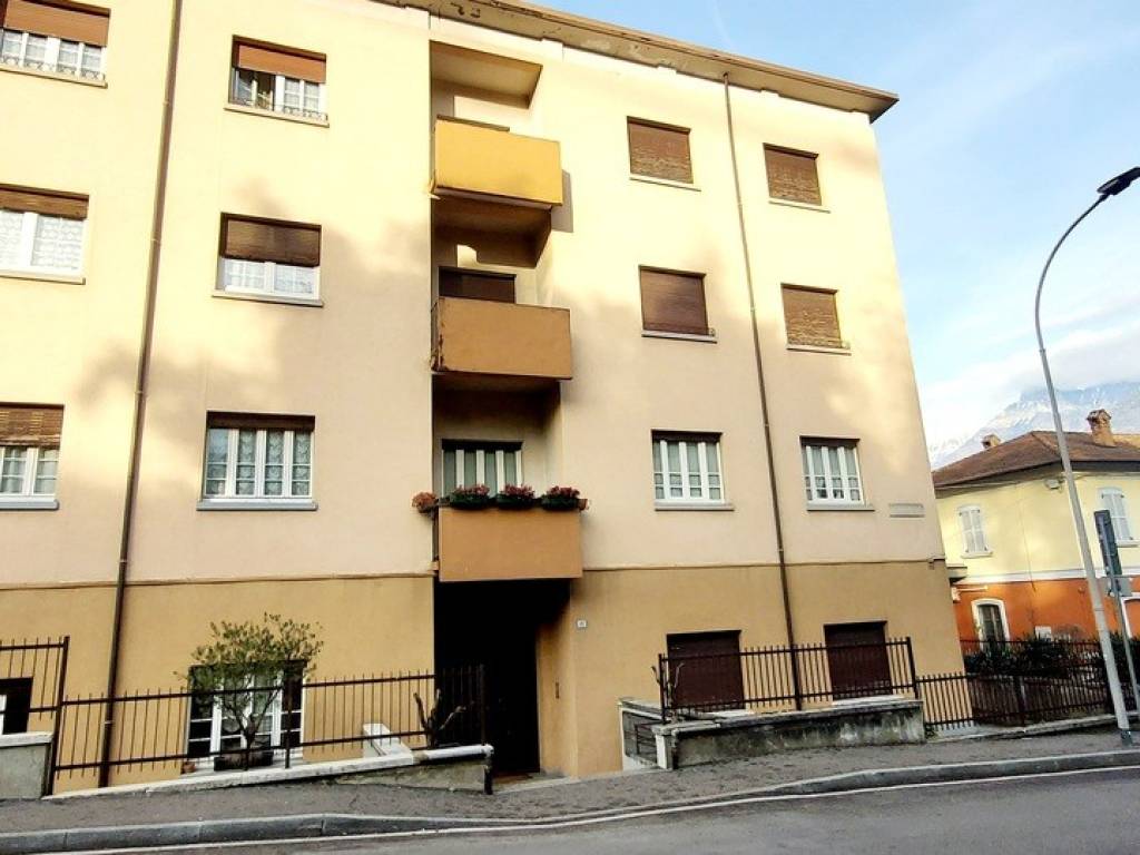 Appartamento a Breno in Via Carlo Tassara, 23 - Foto 4