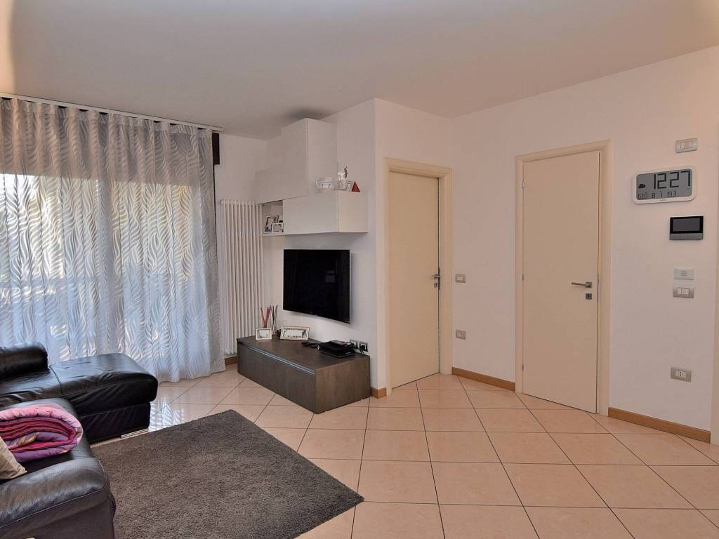 Appartamento a Verona in Via Montorio, 13 - Foto 3