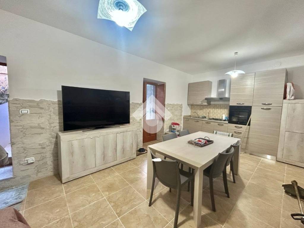 Casa indipendente a Cervinara in Via Sacchi, 24 - Foto 4