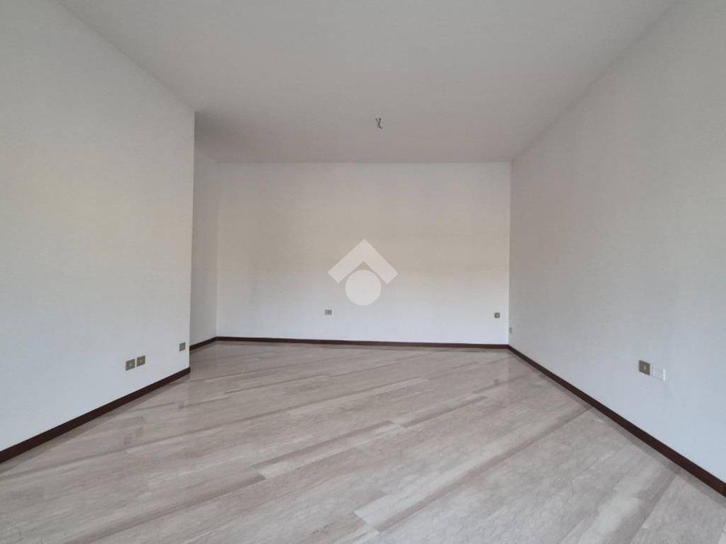 Appartamento a Bergamo in Via Antonio Ghislanzoni, 37 - Foto 3