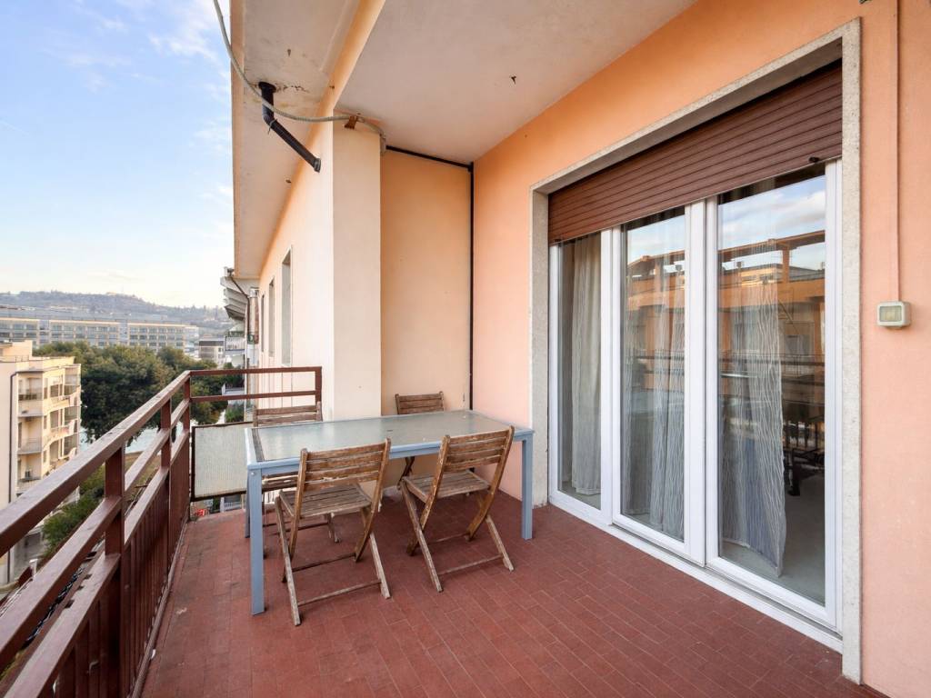 Appartamento a Verona in Via Antoniotto Usodimare, 5 - Foto 2