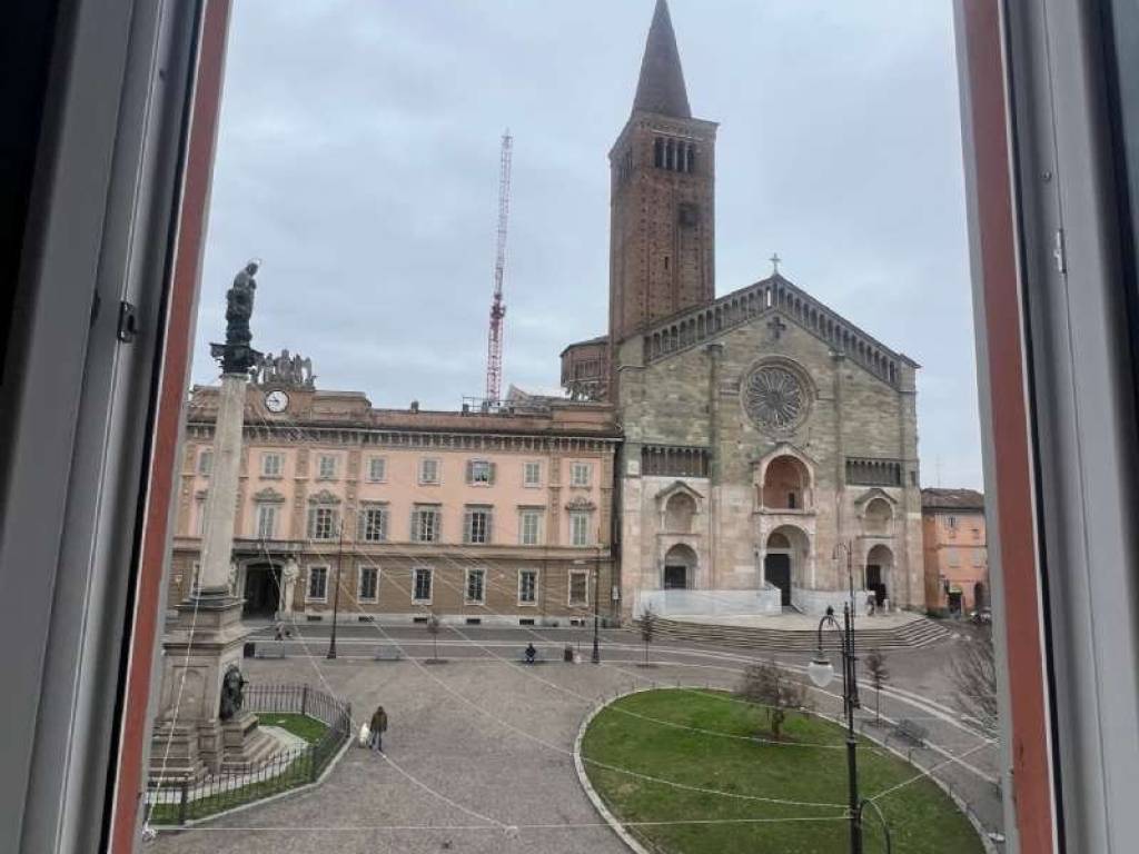 Appartamento a Piacenza in piazza DUOMO - Foto 3