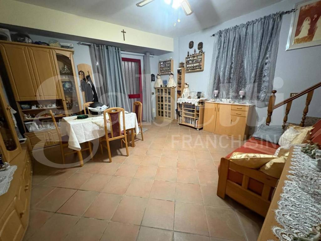 Casa indipendente a Messina in Via Spirito Santo, 12 - Foto 4