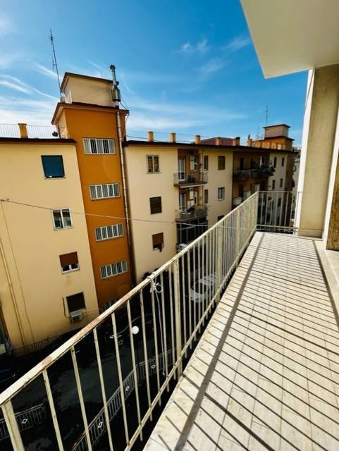 Appartamento a Salerno in Via Padre Basilio Pergamo - Foto 2