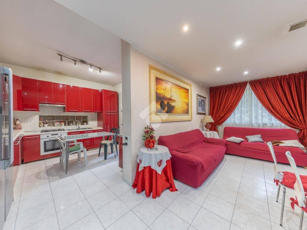 Appartamento a Ciampino in Via Fratelli Wright, 01 - Foto 2
