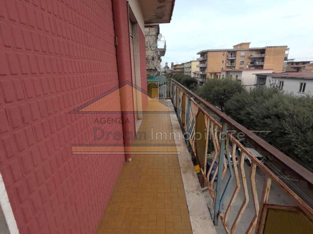 Appartamento a Melito di napoli in Via Roma - Foto 5
