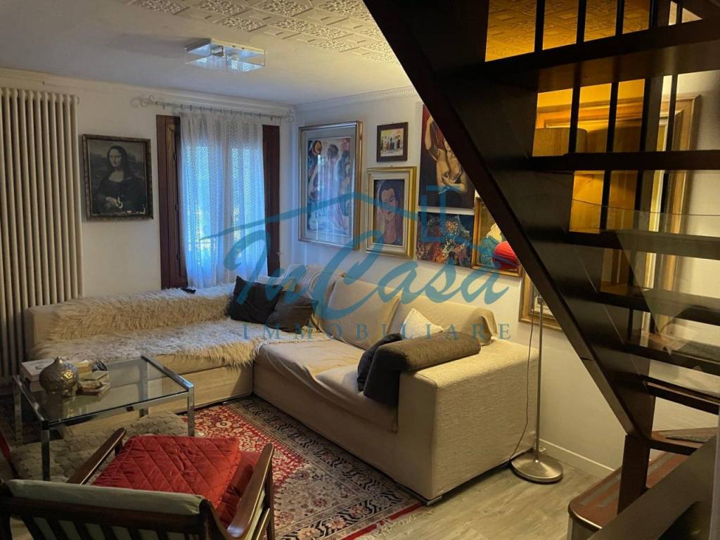 Villa a Castelfranco veneto in Via Valsugana - Foto 2