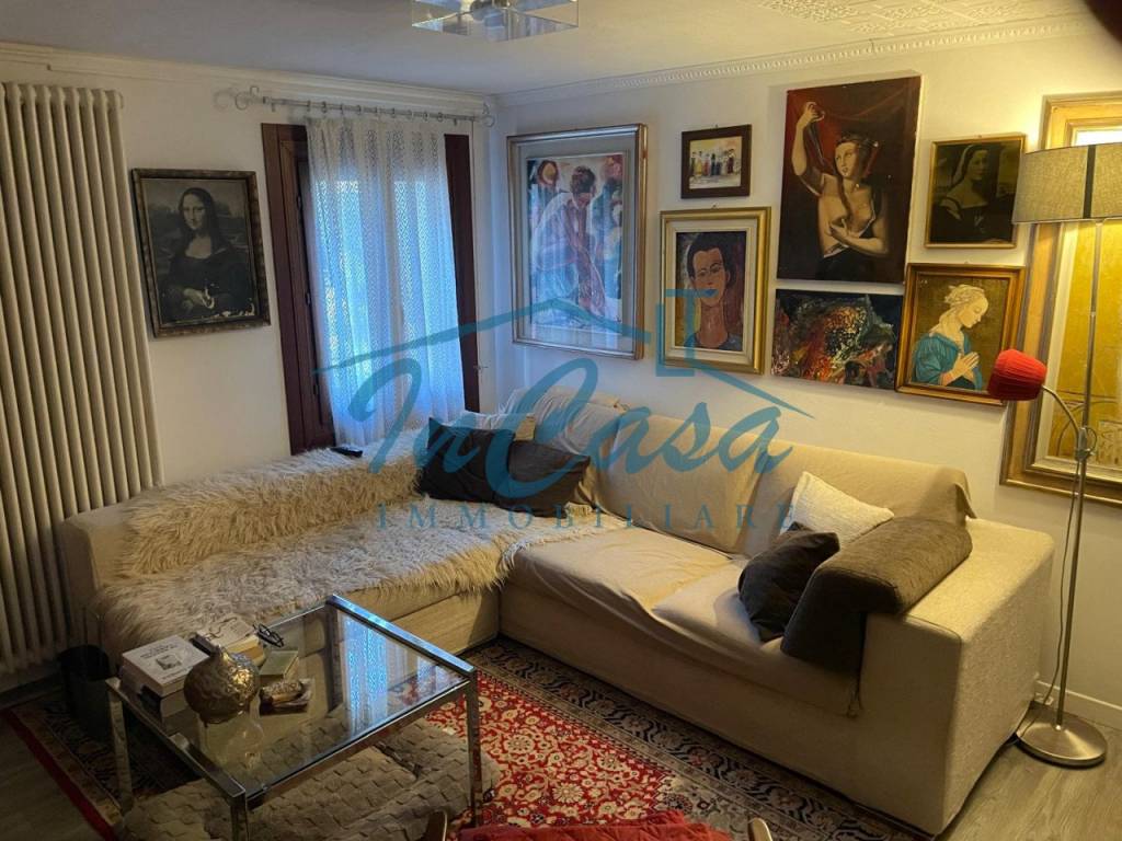 Villa a Castelfranco veneto in Via Valsugana - Foto 3