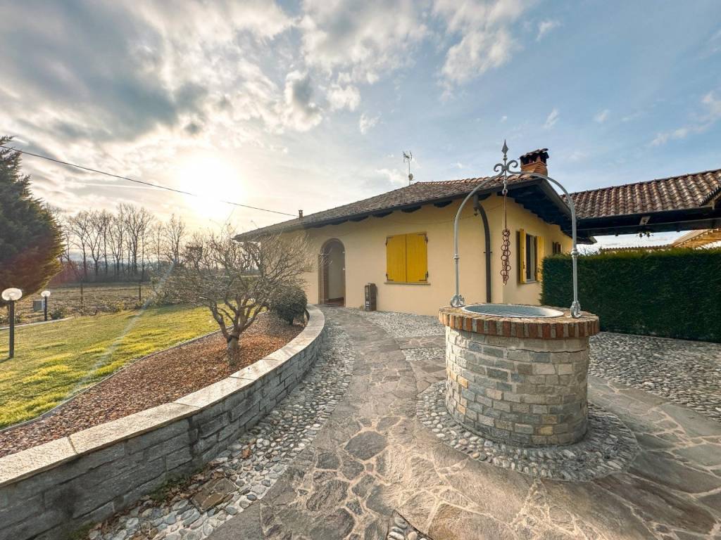 Villa a Gattinara in Via Rovasenda, 139 - Foto 2