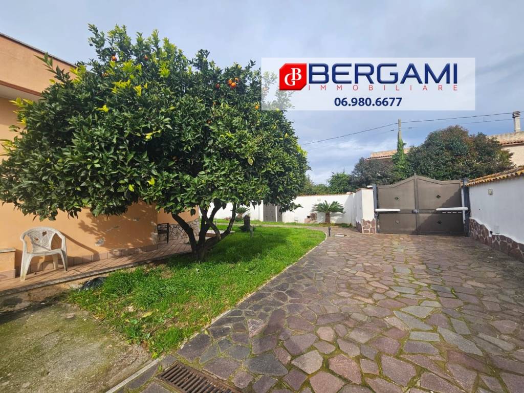 Villa a Nettuno in Via Pontinia, 17 - Foto 3