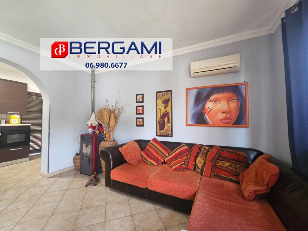 Villa a Nettuno in Via Pontinia, 17 - Foto 4