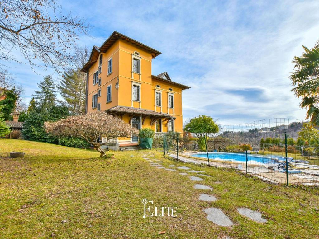 Villa a Varese in Via Guido d'Arezzo, 8 - Foto 3