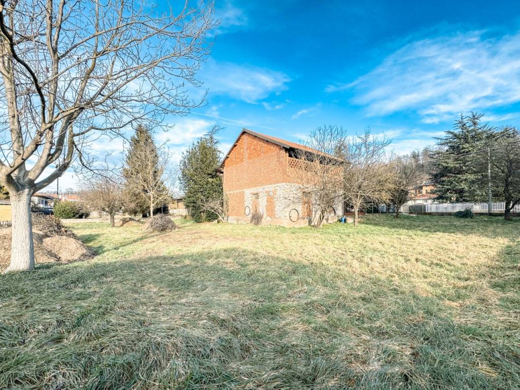 Rustico / casale a Borgomanero in via barcellini 28 - Foto 3