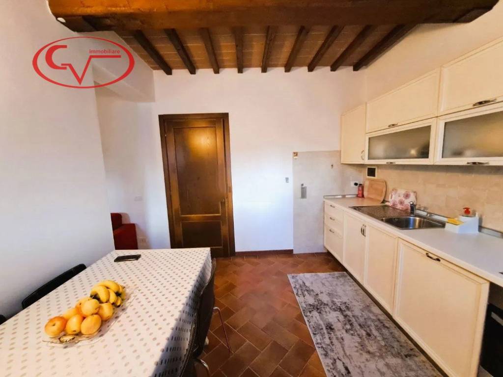 Appartamento a Gaiole in chianti in Via Roma - Foto 2