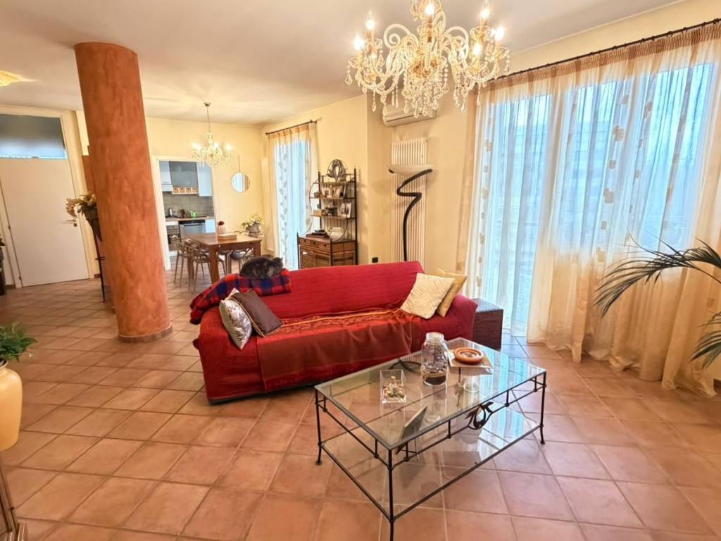 Appartamento a Rimini in Via Tosca - Foto 3