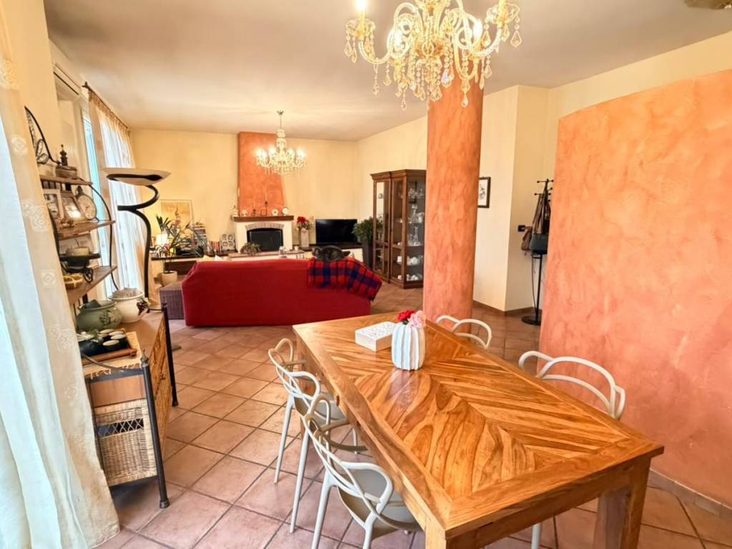 Appartamento a Rimini in Via Tosca - Foto 4