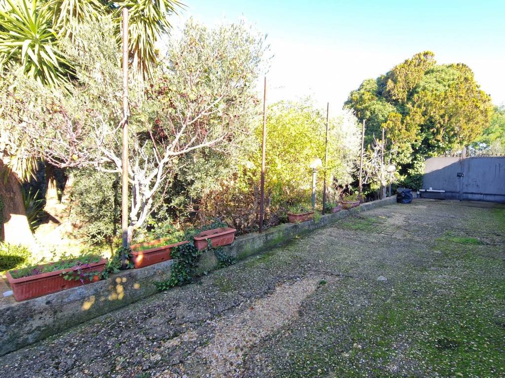 Rustico / casale a Monte porzio catone in Strada Provinciale Frascati Colonna - Foto 2