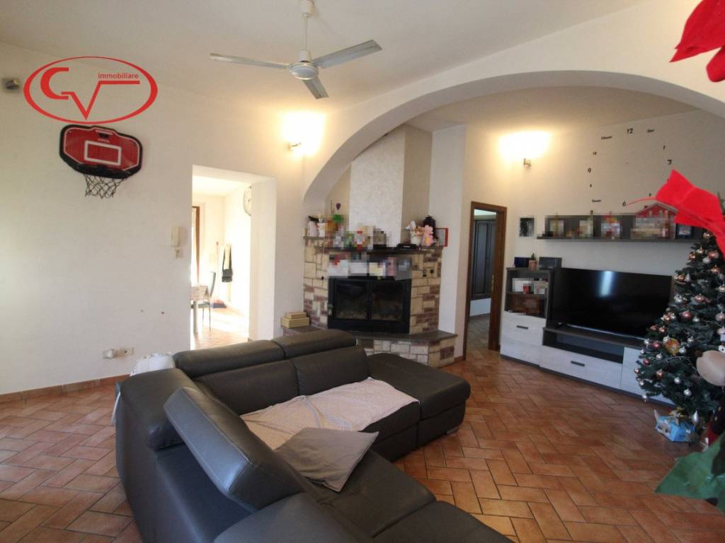 Casa indipendente a Terranuova bracciolini in Strada delle Cave - Foto 3