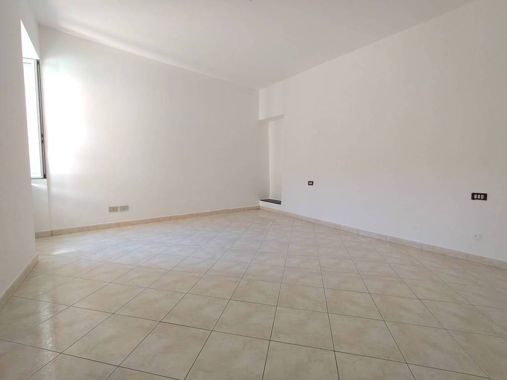 Appartamento a Stellanello in Via Roma - Foto 4