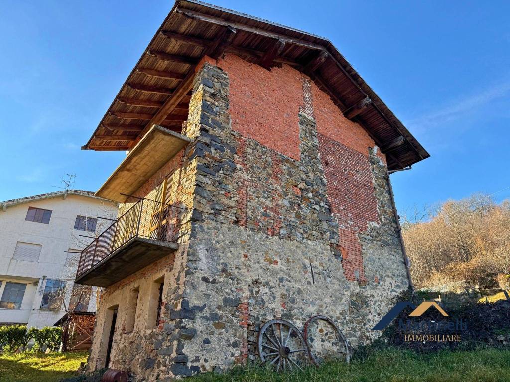 Casa indipendente a Valdilana in Frazione Barbato - Foto 2