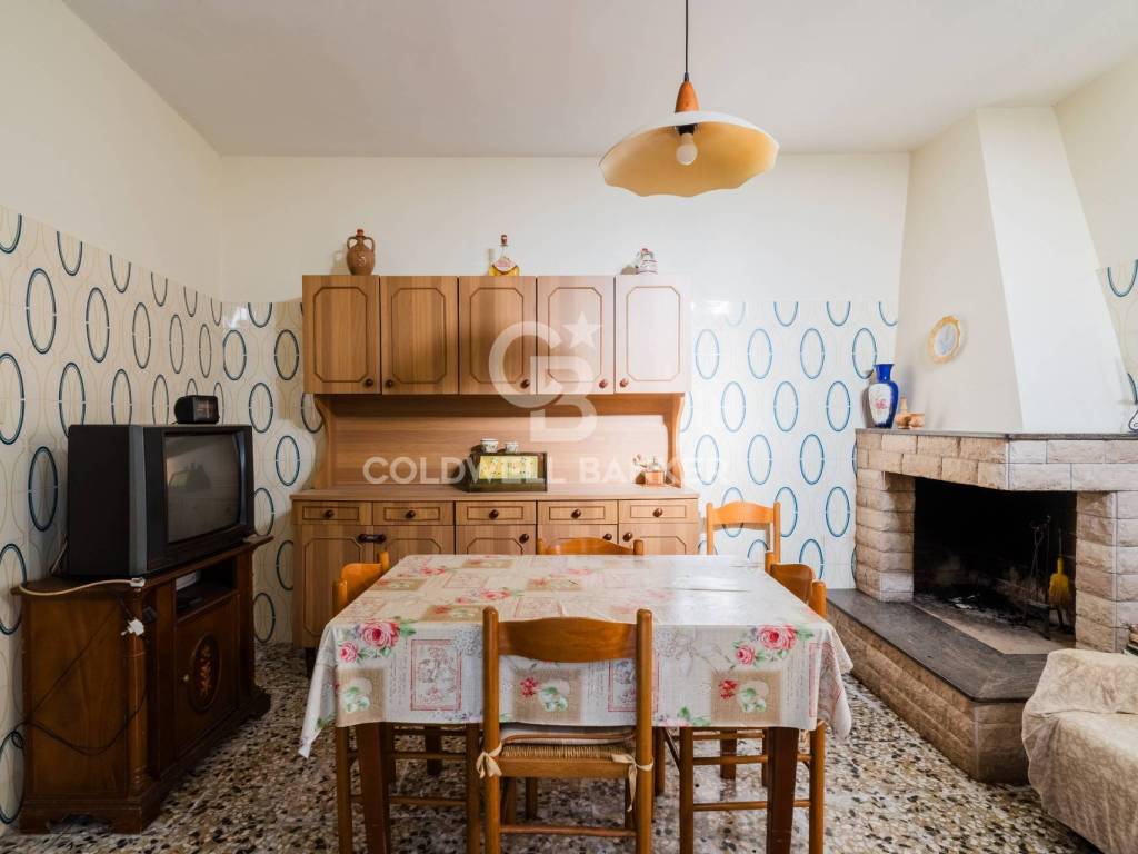 Casa indipendente a Vernole in Via Roma - Foto 3
