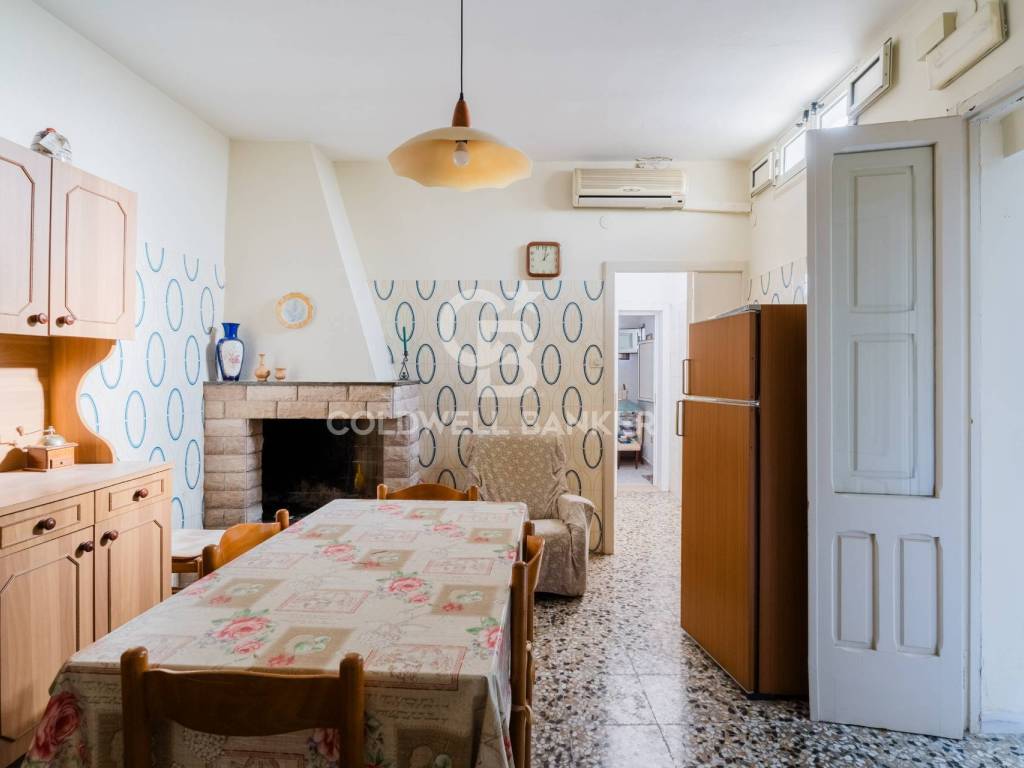 Casa indipendente a Vernole in Via Roma - Foto 4