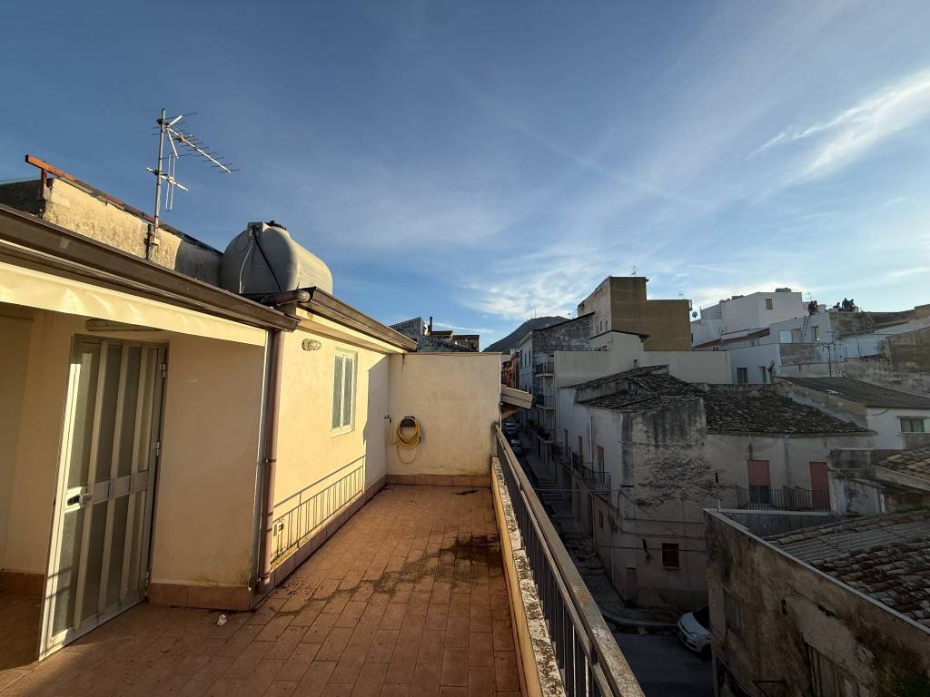 Appartamento a Alcamo in Via Cernaia, 81 - Foto 2