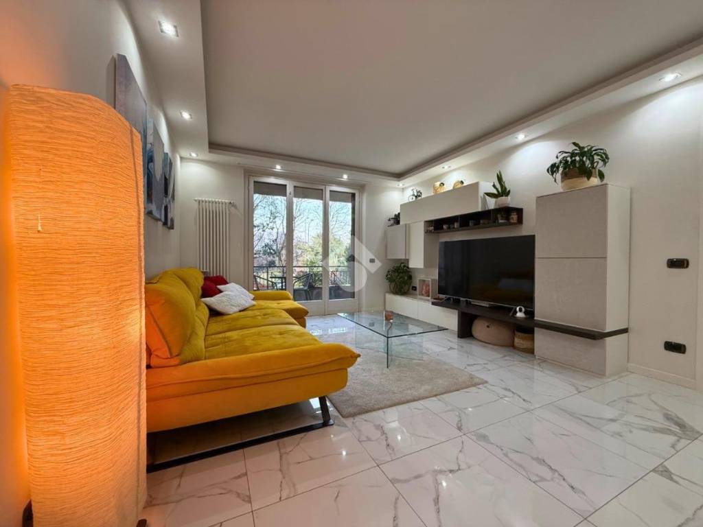 Appartamento a Dalmine in Via Sardegna, 9 - Foto 2