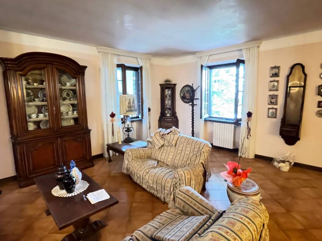 Villa a Castelbelforte in Via Giacomo Leopardi, 6 - Foto 2