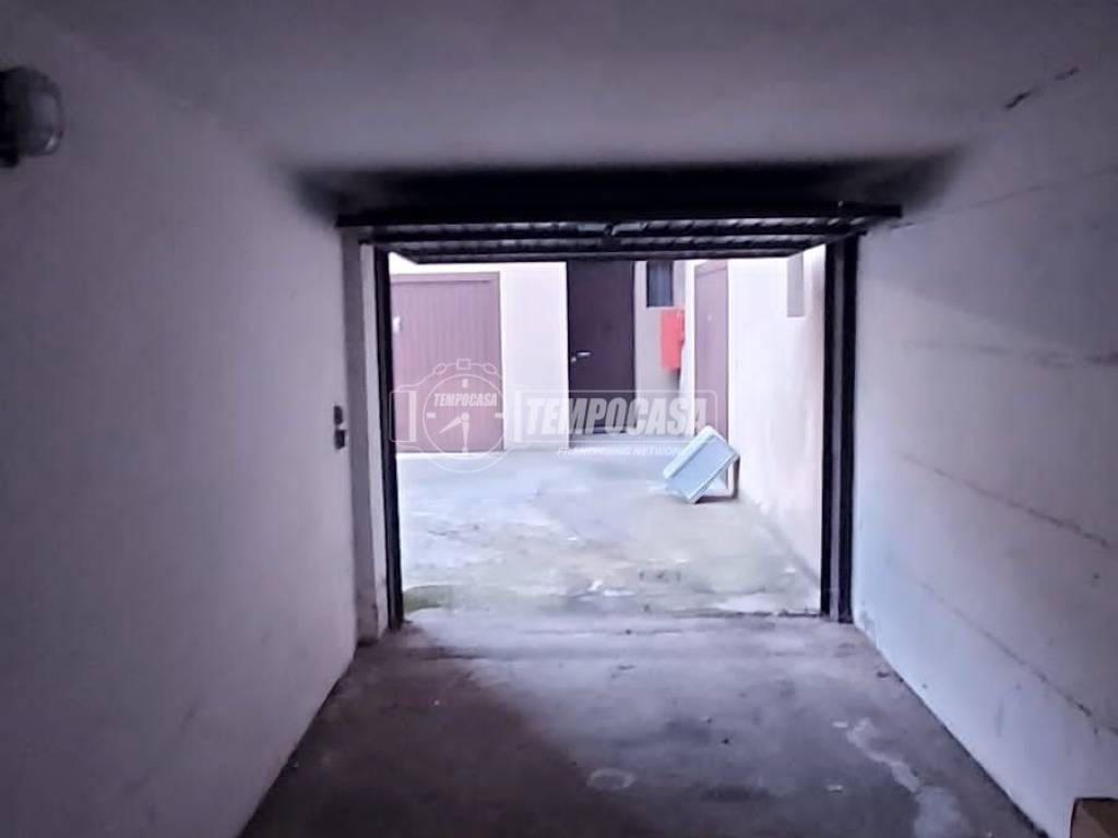 Box / garage a Bussolengo in Via Olimpia - Foto 3