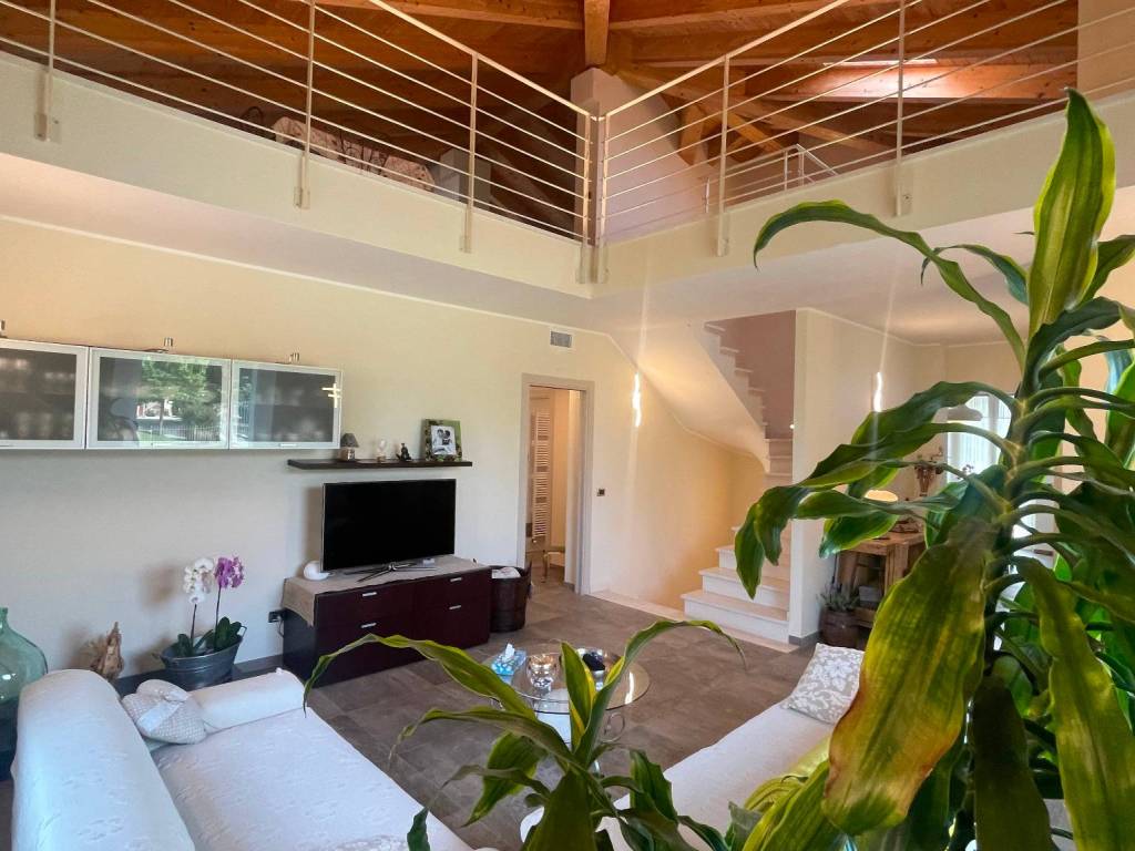 Villa a Calliano in via roma - Foto 4