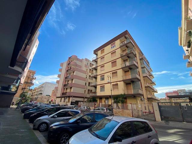 Appartamento a Bisceglie in Via Monte Pasubio - Foto 2