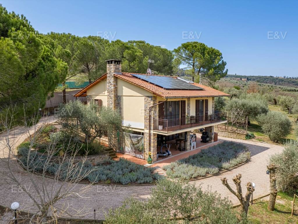 Villa a Passignano sul trasimeno in Vocabolo Pischiello - Foto 2