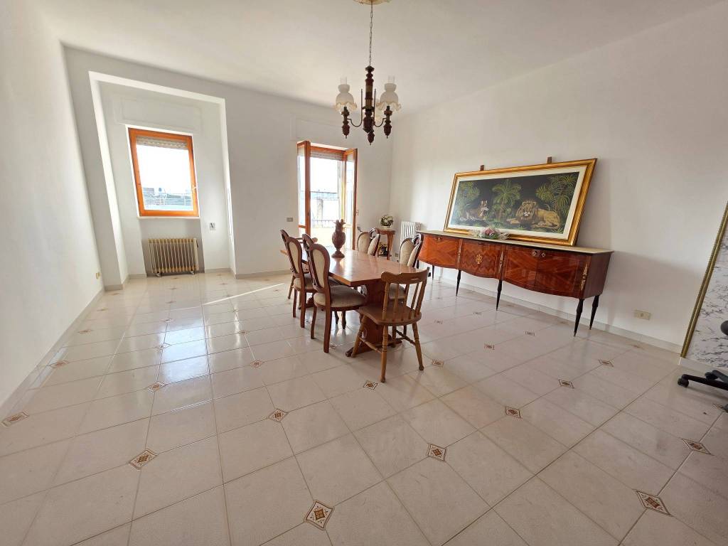 Appartamento a Monteroni di lecce in Via Luigi Einaudi, 11 - Foto 2