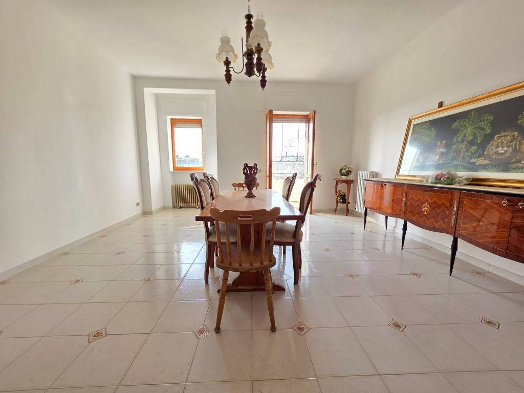 Appartamento a Monteroni di lecce in Via Luigi Einaudi, 11 - Foto 3