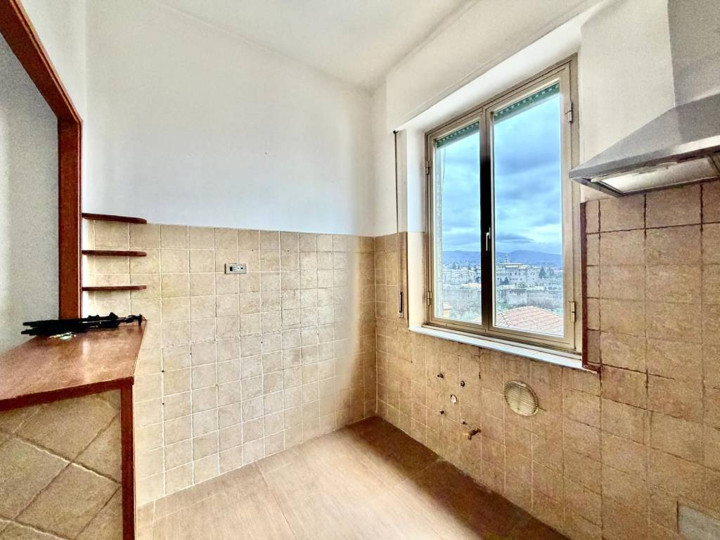 Appartamento a Viterbo in Via Cesare Pinzi - Foto 5