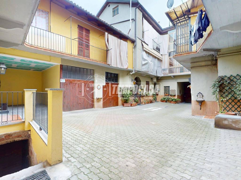 Appartamento a Bra in Via Pollenzo 57 - Foto 2