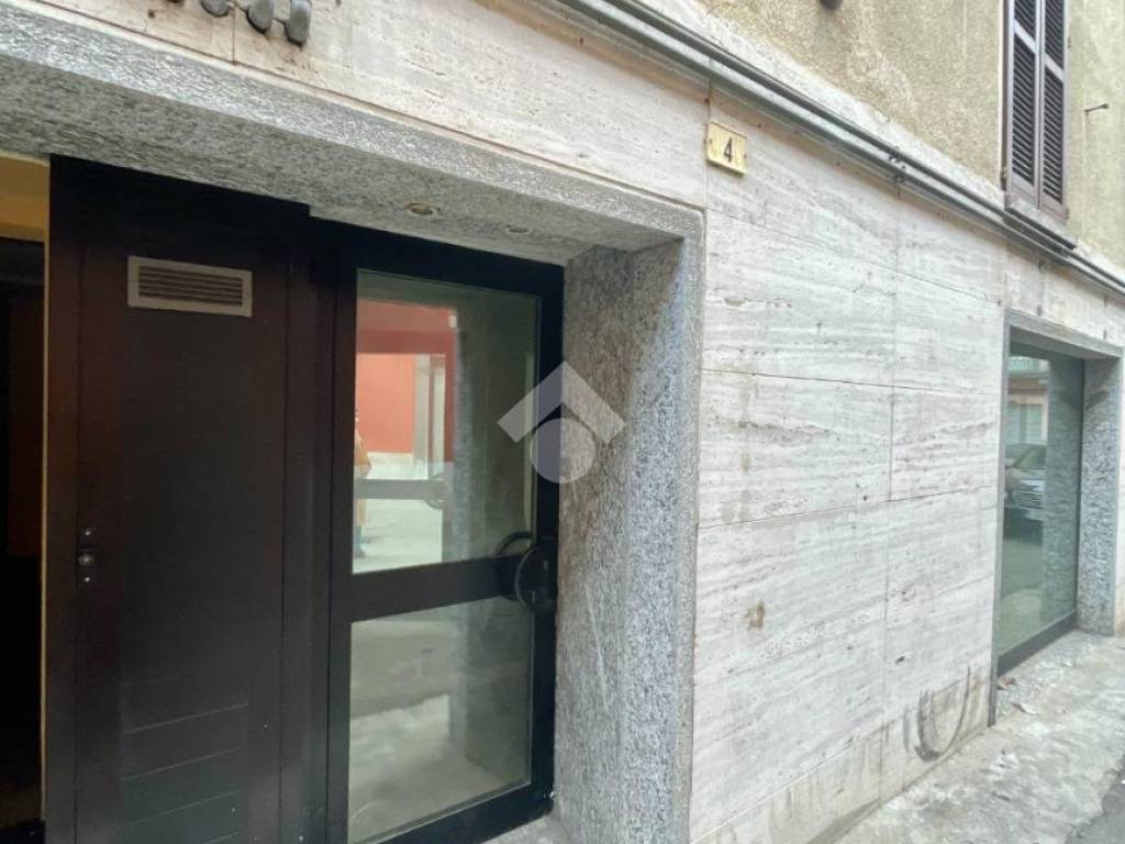 Appartamento a Borgomanero in Via G. H. Valenzasca, 4 - Foto 3