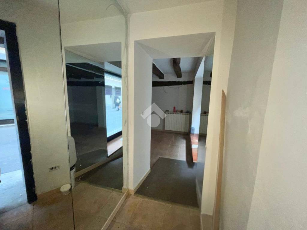 Appartamento a Borgomanero in via valenzasca, 4 - Foto 5