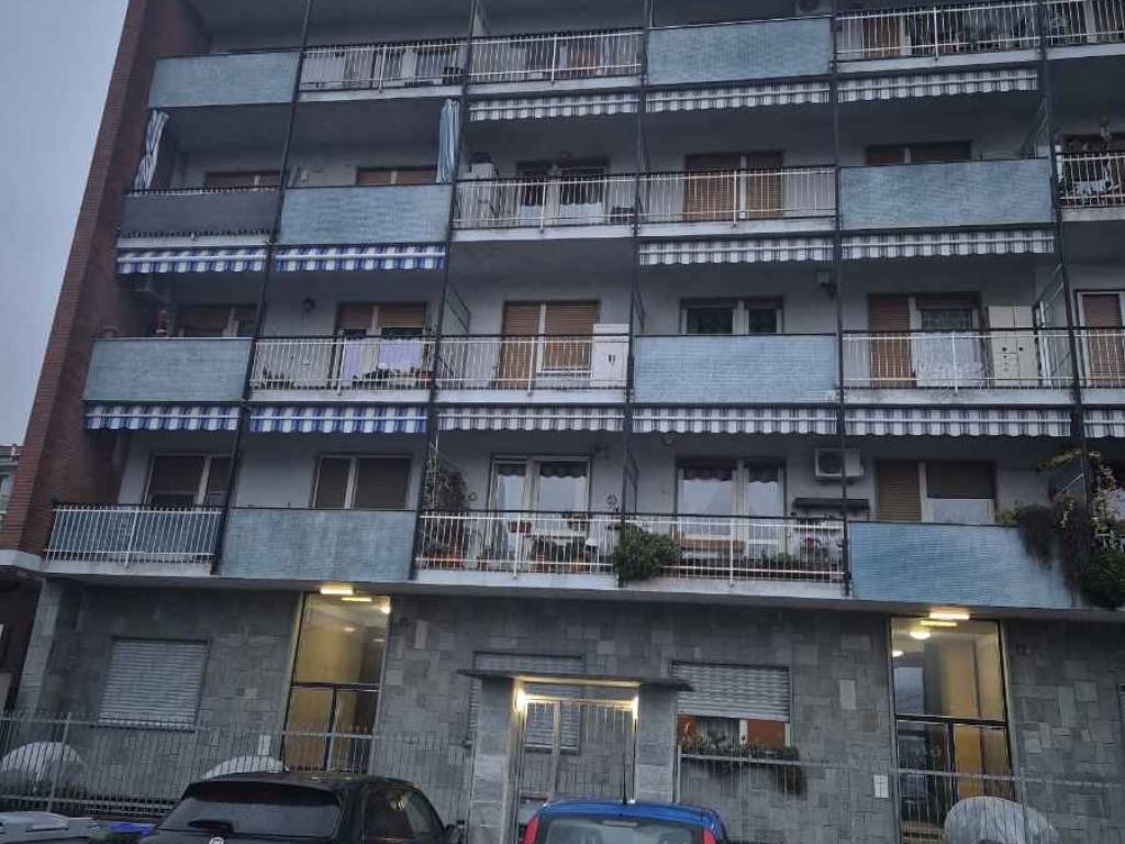 Appartamento a Moncalieri in Via Papa Giovanni XXIII, 15 - Foto 2