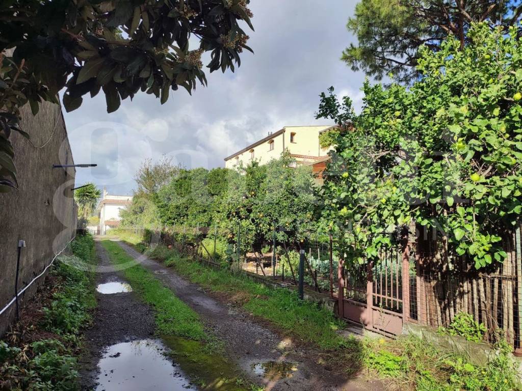 Casa indipendente a Torre annunziata in Via Prota, 25 - Foto 2