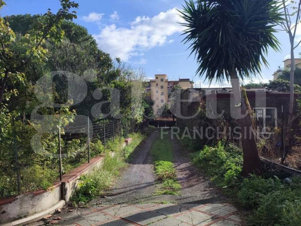 Casa indipendente a Torre annunziata in Via Prota, 25 - Foto 3