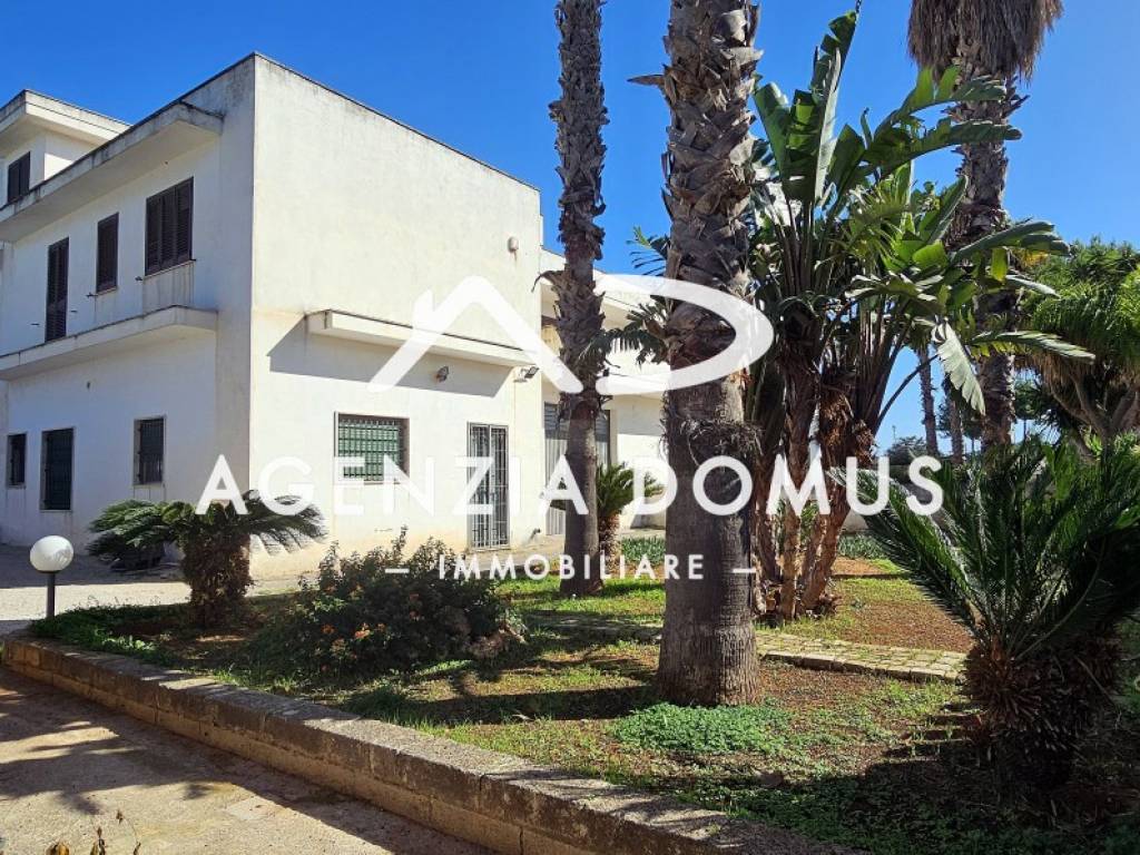 Immobile a Taviano in Via Thomas Edison 32 - Foto 2