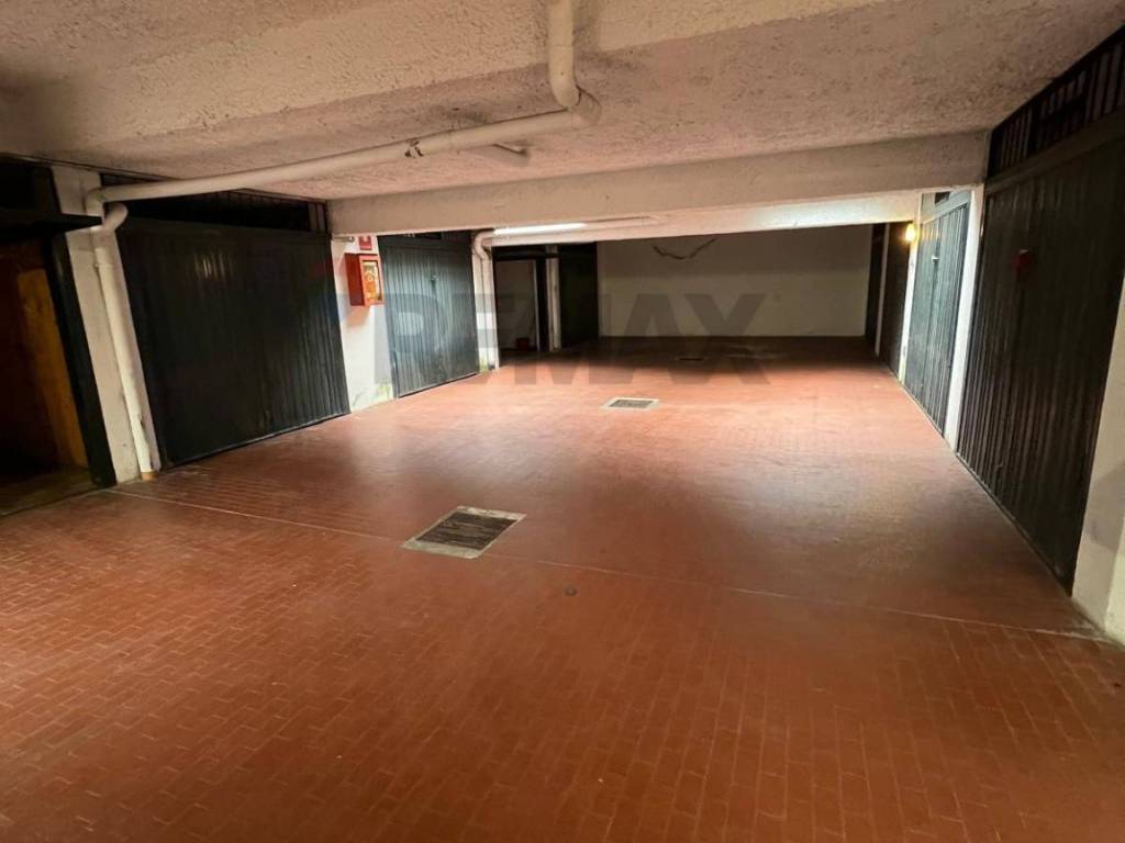 Box / garage a Stresa in via Roma, 60 - Foto 4