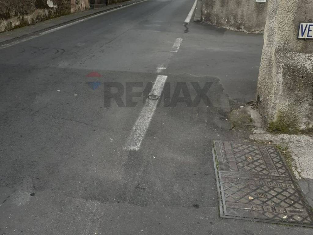 Box / garage a Catania in Via Pietro De Logu, 27 - Foto 3