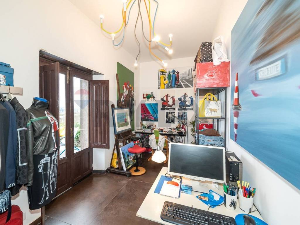 Casa indipendente a Castiglione di sicilia in Viale Regina Margherita - Foto 5