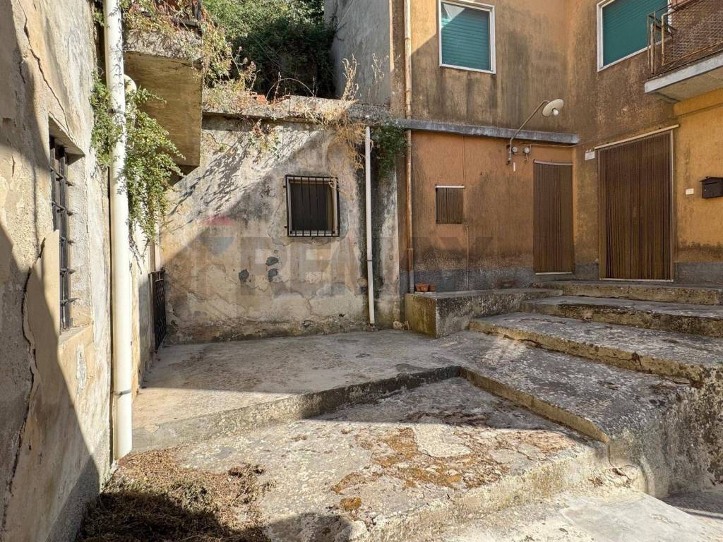 Casa indipendente a Modica in Vico Pio, 10 - Foto 3