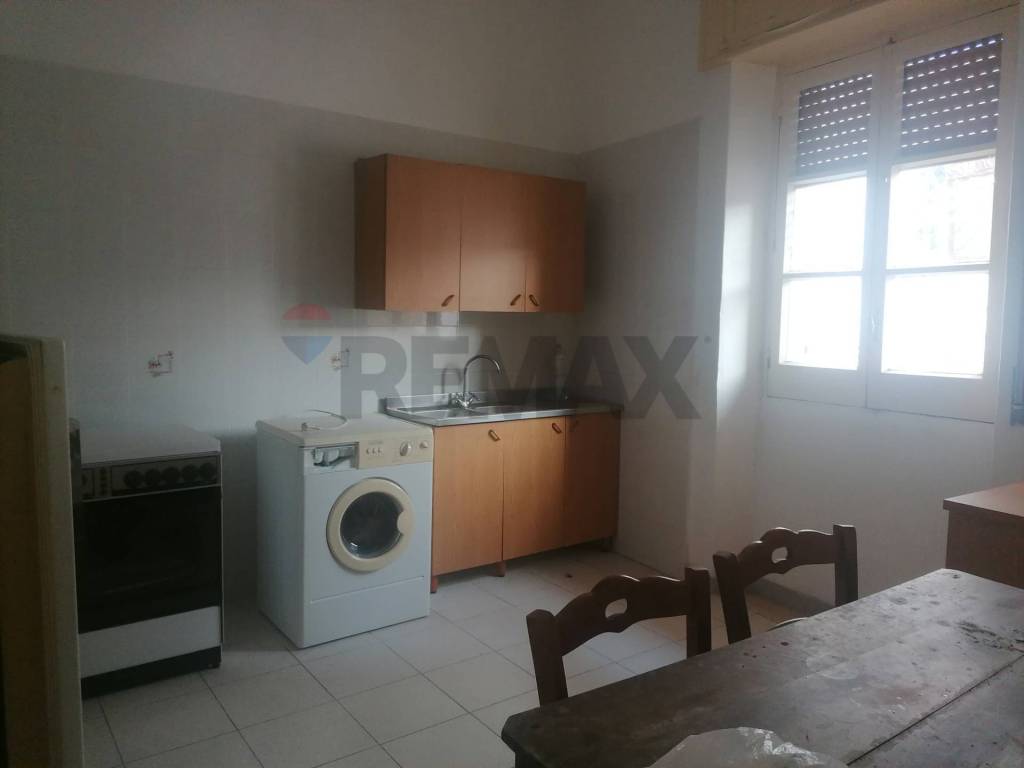 Appartamento a Crotone in Via Esterna Spiaggia delle Forche - Foto 5