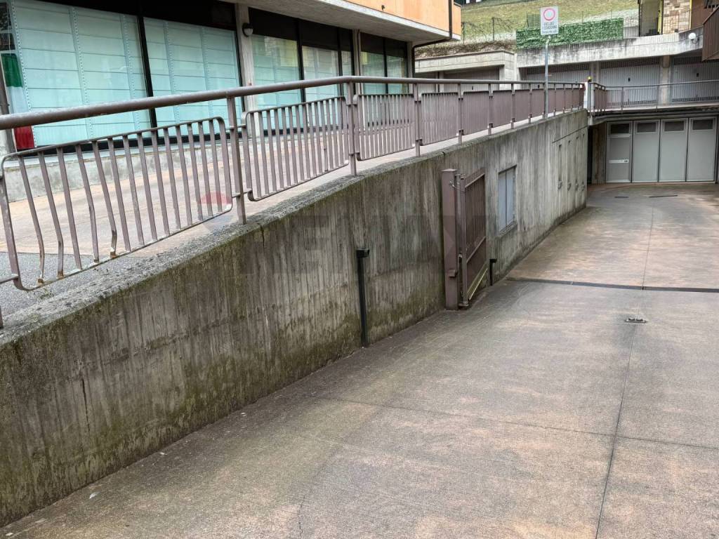 Box / garage a Endine gaiano in Via del Tonale e della Mendola - Foto 4